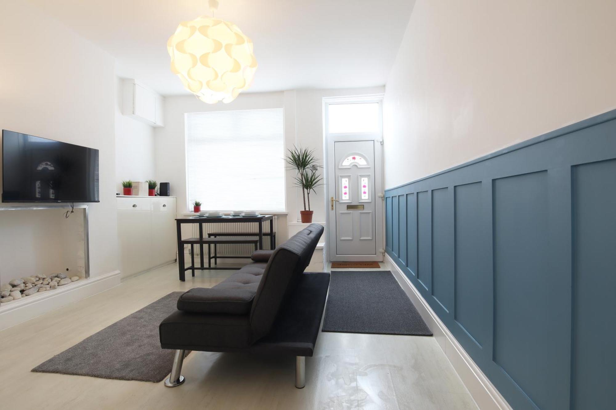 2-Bedroom, Free Parking, High Speed Wi-Fi, Swinton แมนเชสเตอร์ ภายนอก รูปภาพ